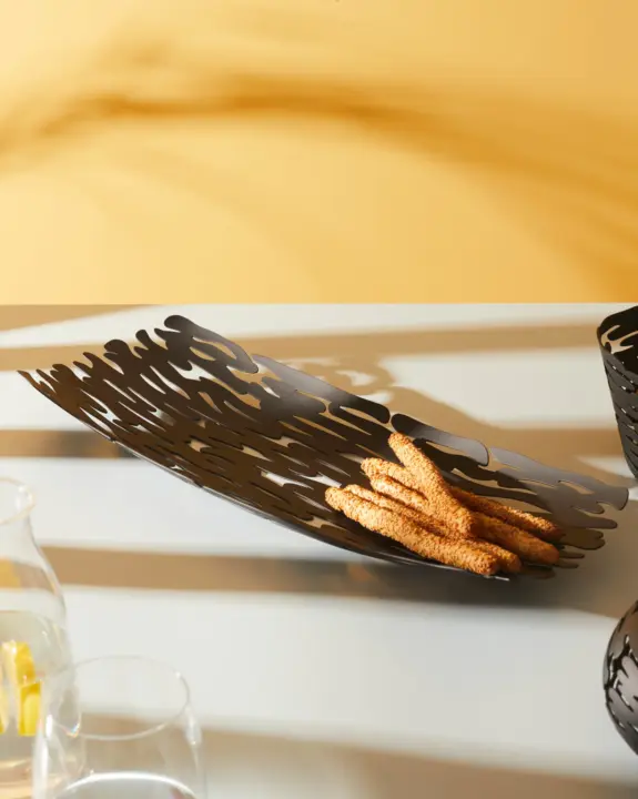 Centre de table design en acier Bark – Alessi