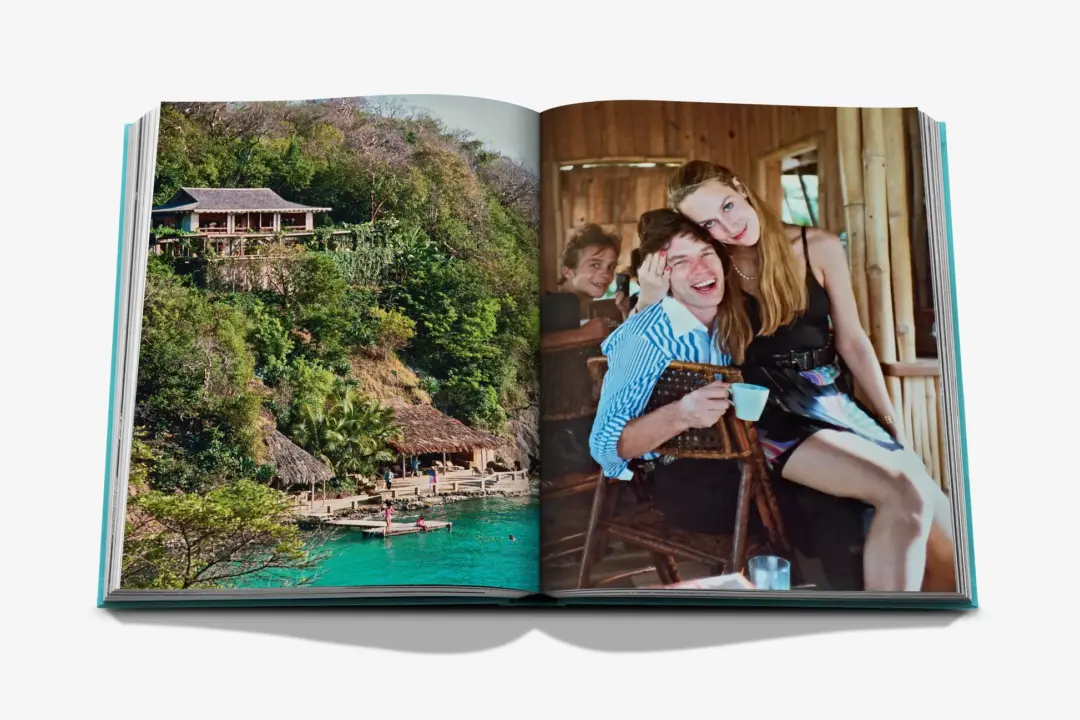 ASSOULINE  LIVRE  MUSTIQUE ICON