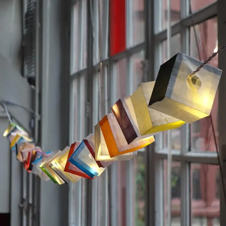 Guirlande Cubiste Multicolore – Tsé & Tsé