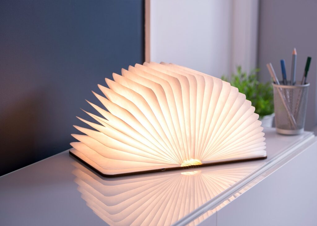 Livre Lumineux GINGKO, éclairage qui réchauffe l’intérieur en hiver