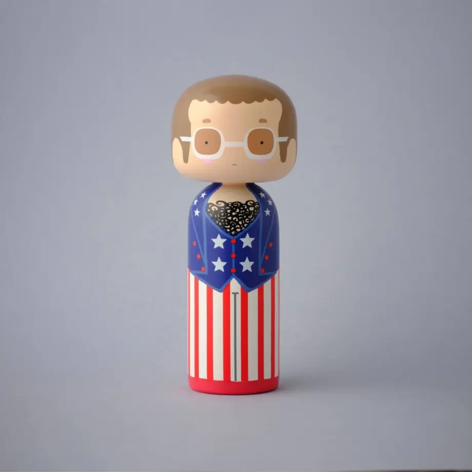 Kokeshi Elton USA &#8211; Lucie  Kaas