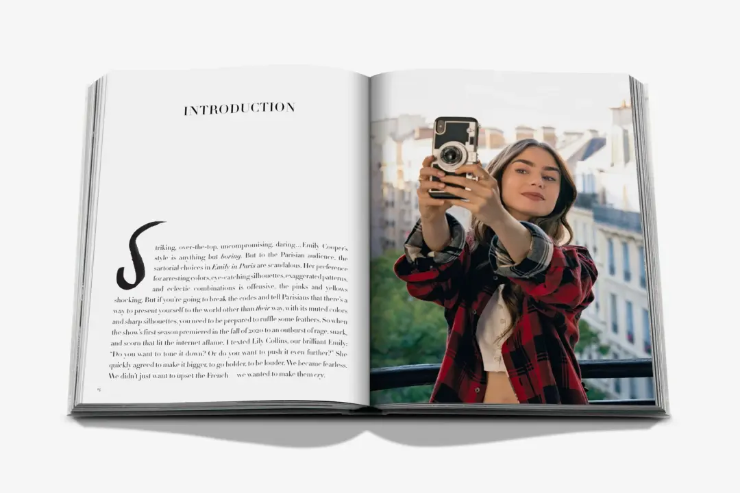 ASSOULINE EMILY IN PARIS FASHION GUIDE