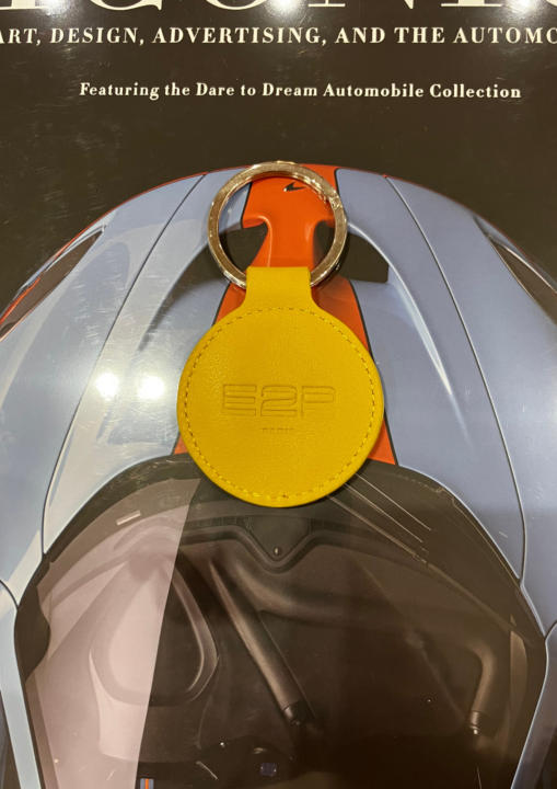 Porte-clés rond en cuir jaune et blanc 4 – E2R