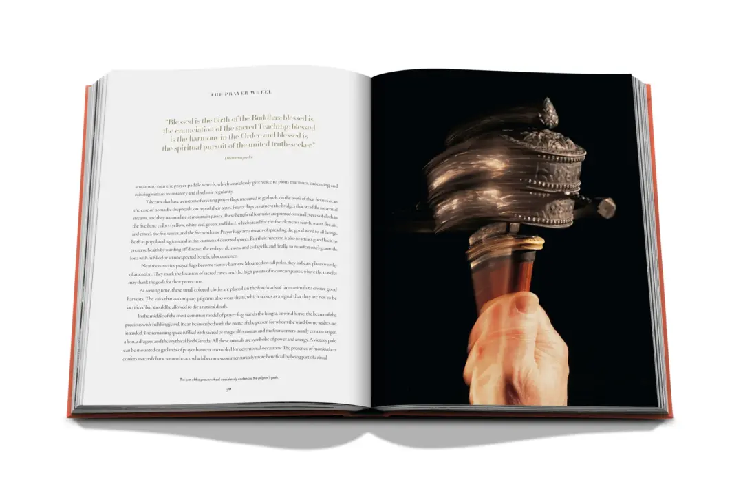 ASSOULINE Symbols of Buddhism